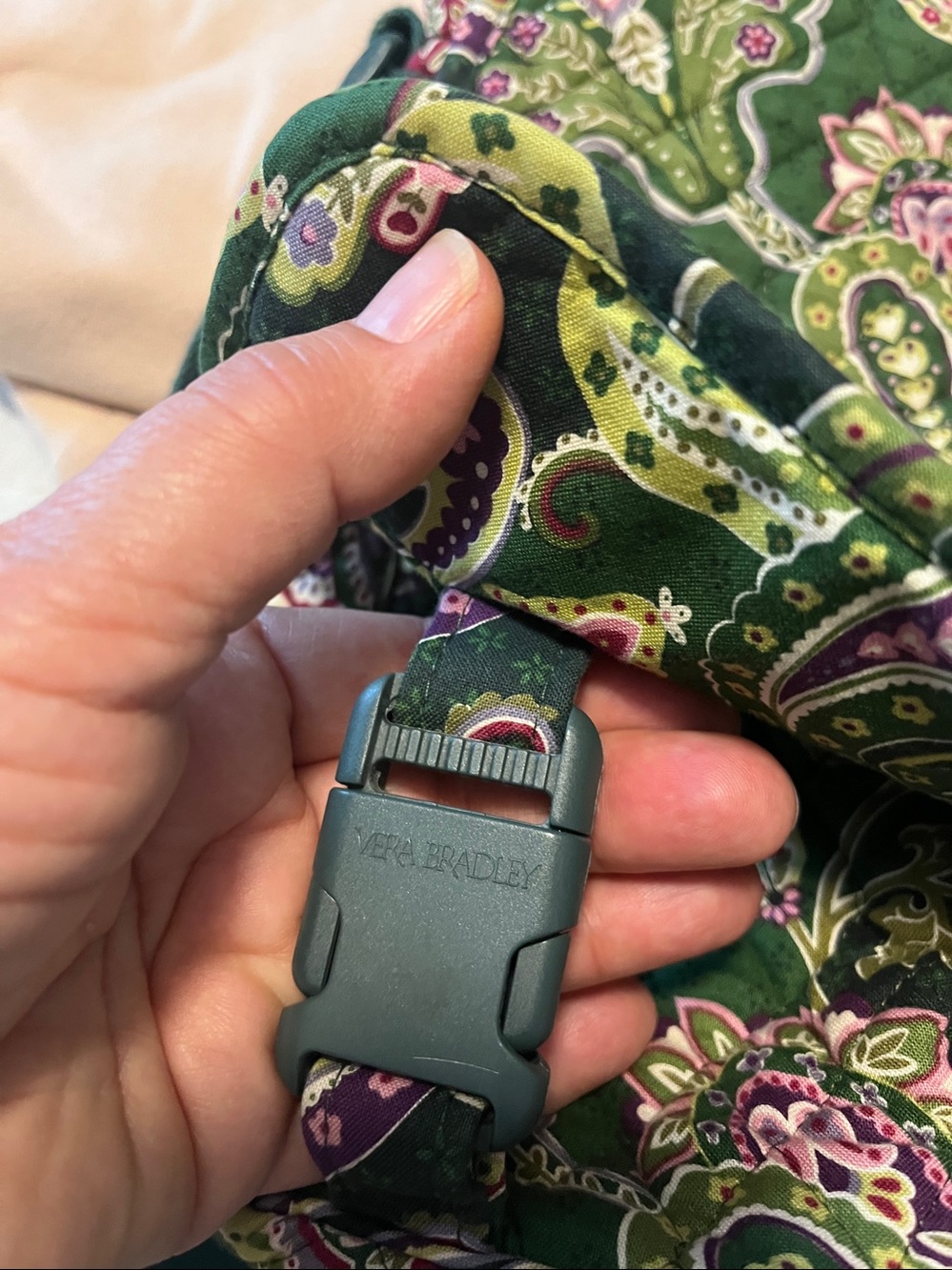 Vera Bradley messenger bag - Picture 6 of 6